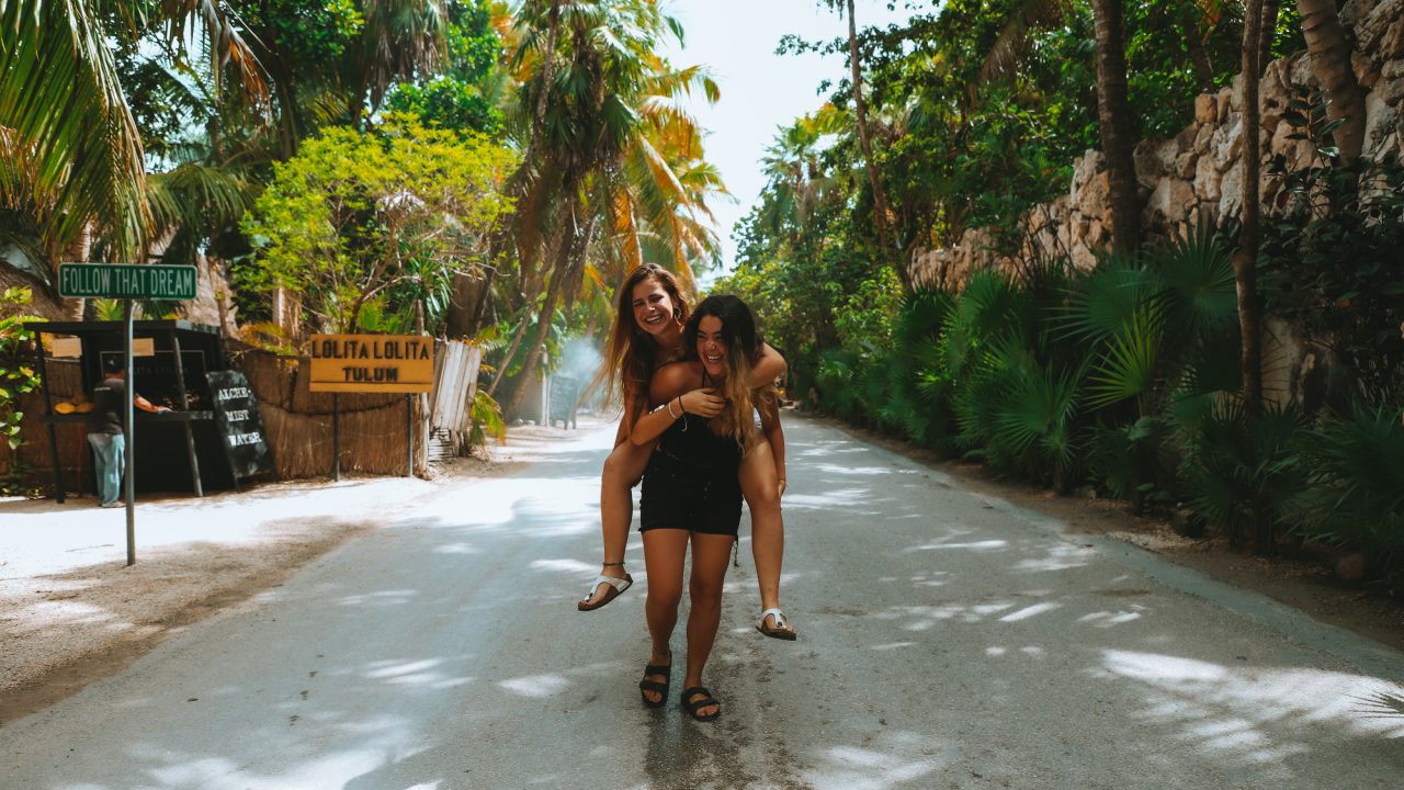 Hospédate en los destinos más divertidos con Mayan Monkey
