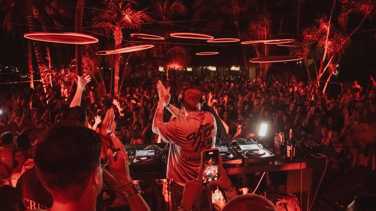 Música, comida y playa sin efectivo: así se vive Somnia con su sistema cashless