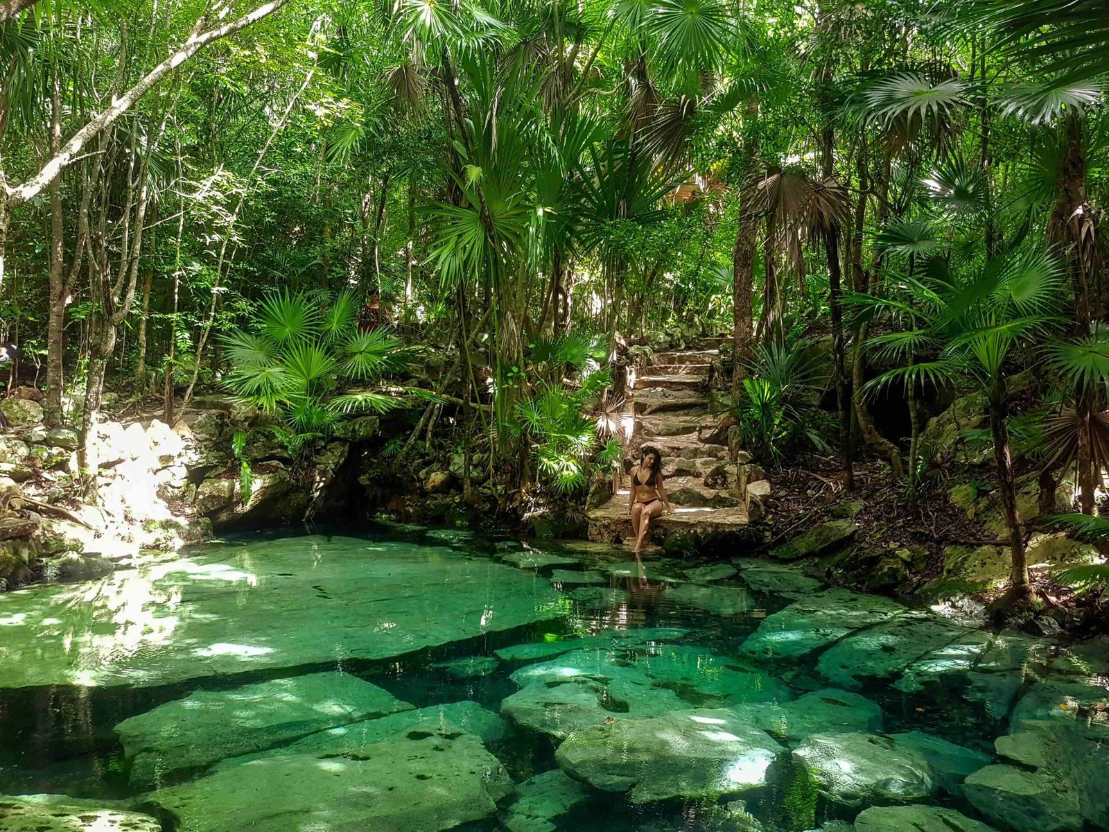 Guide Tourist - Travel - Cancun