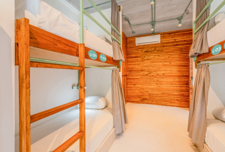 Dormitorio femenil de 8 camas — foto 2