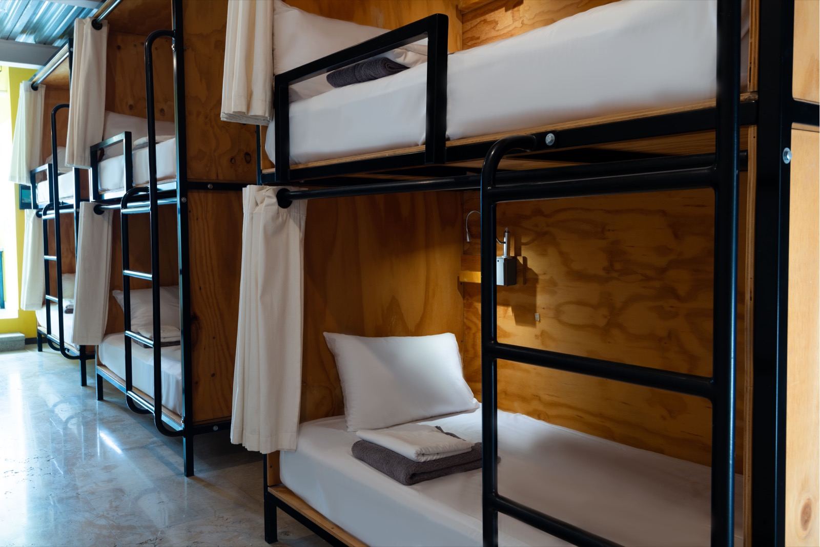 Dormitorio mixto de 6 camas — foto 2