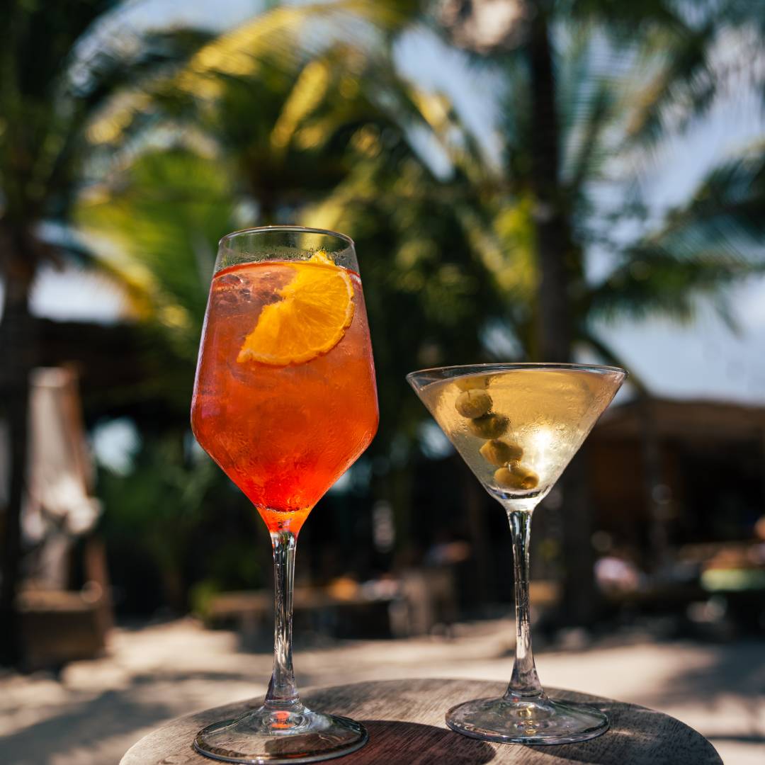 HAPPY HOUR